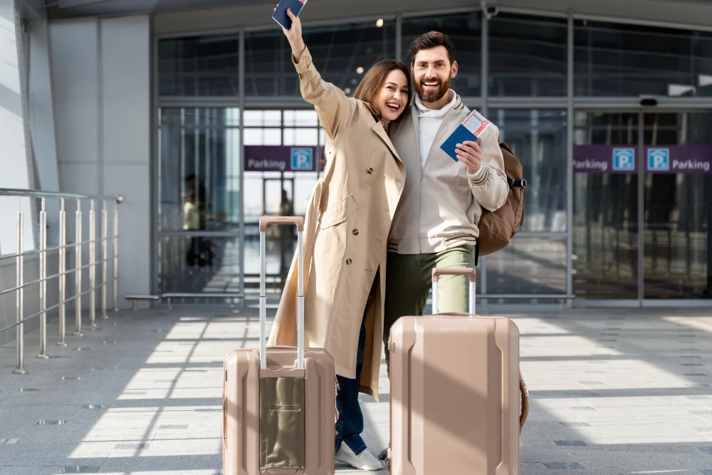 5 dicas para planejar a viagem no Brasil 5 full shot happy couple travel